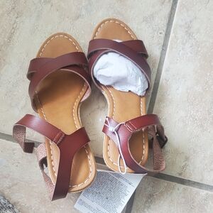 Amazon essentials women's espadrille wedge sandal size 9